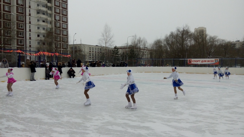 спортивный праздник на льду.jpg